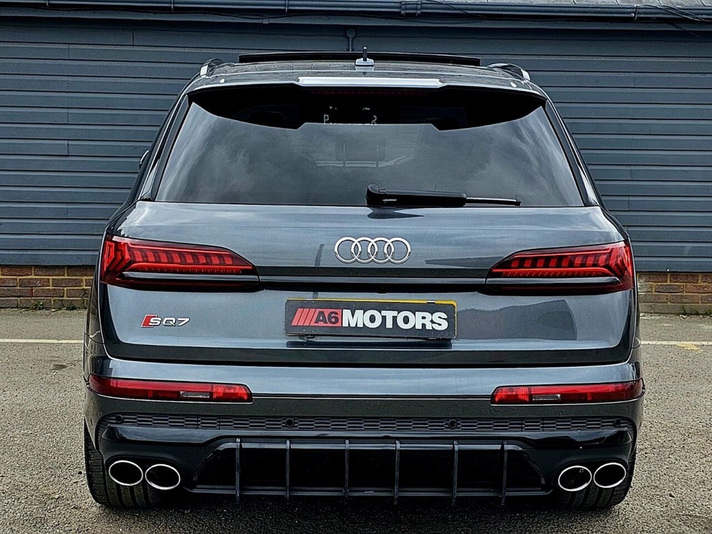 4.0 TDI V8 SUV 5dr Diesel Tiptronic quattro Euro 6 (s/s) (435 ps) Image